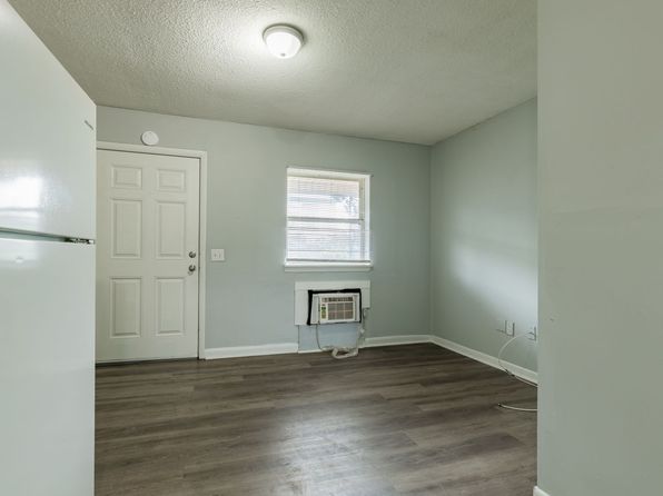 1809 Calvert St APT 14