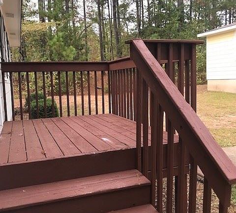 4th image of 2952 Carolyn Dr