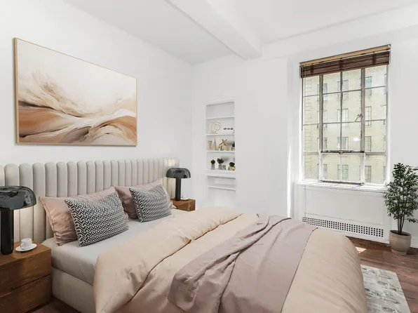 340 West 57th Street image 10 of 23