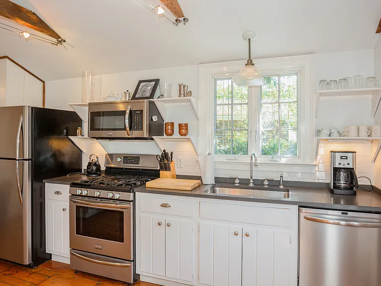 7 Glover St — Photo 11