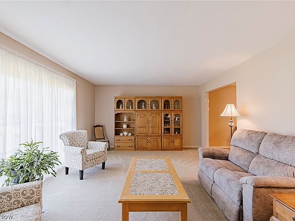 4th image of 5131 Cheswick Dr