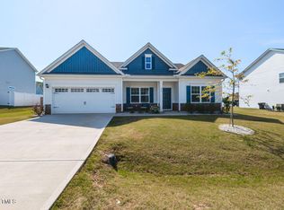 218 E Tecoma Ln, Clayton, NC 27520