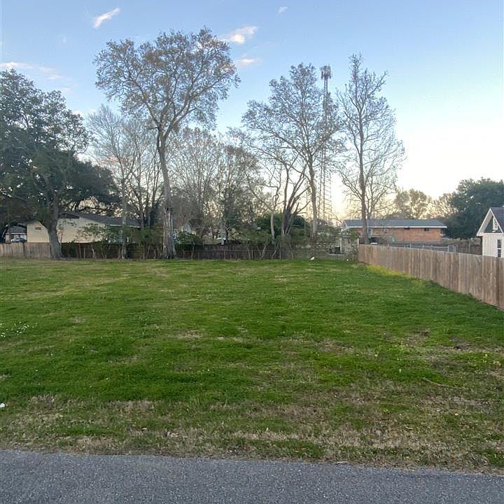1st image of 830 E Weber St Lot 13-A-1