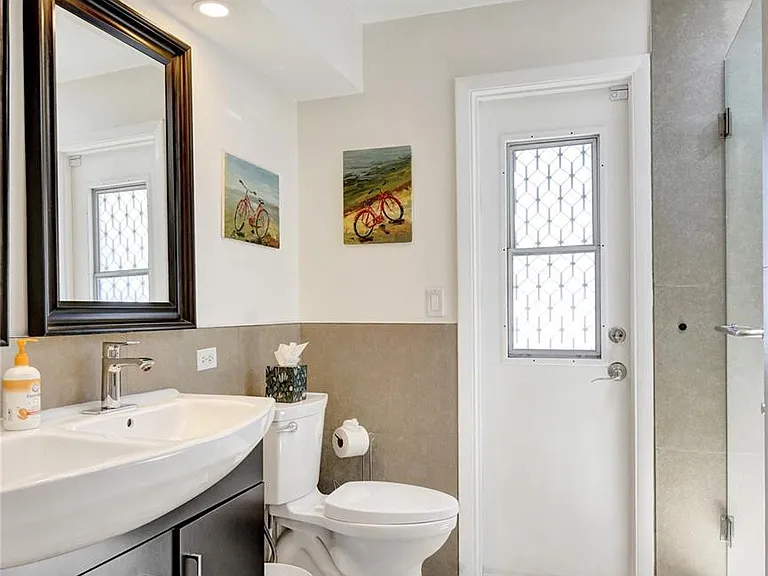 2051 Coral Reef Dr — Photo 29