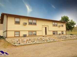 1609 12th St NW APT D, Minot, ND 58703