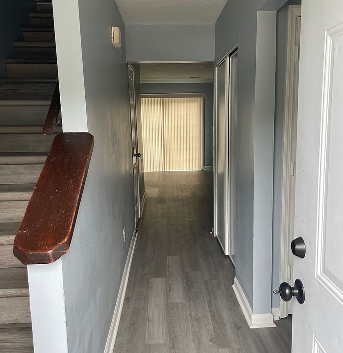 2nd image of 6467 Bedford Ln