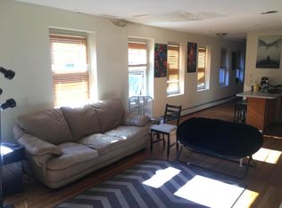 876 Huntington Ave #3M, Boston, MA 02115