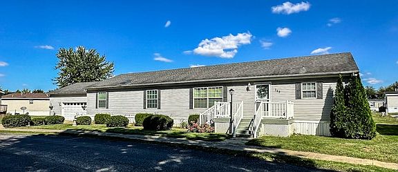 3rd image of 3617 N Grand Ave E #9202