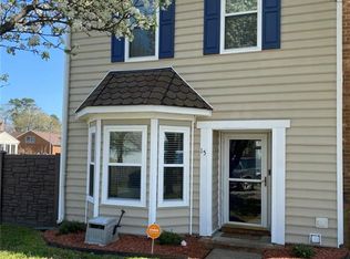 15 Mast Ct, Portsmouth, VA 23703