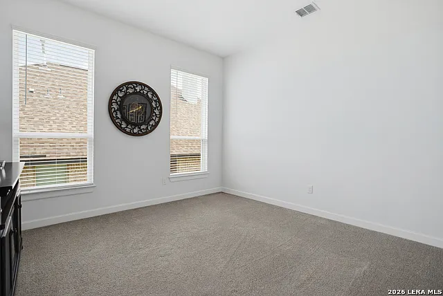 3716 Cualquiera — Photo 4