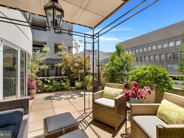 2311 M St NW APT 603, Washington, DC 20037