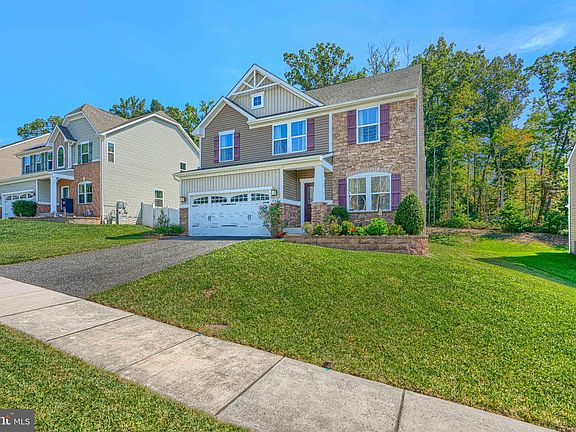 2nd image of 507 Potomac Rd