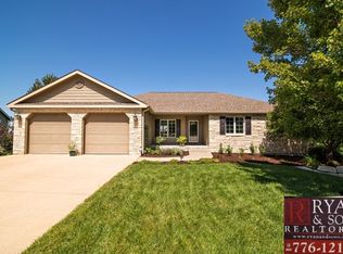 3704 Catalpa Cir, Manhattan, KS 66503