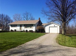 75 Fetsko Rd, West Middlesex, PA 16159