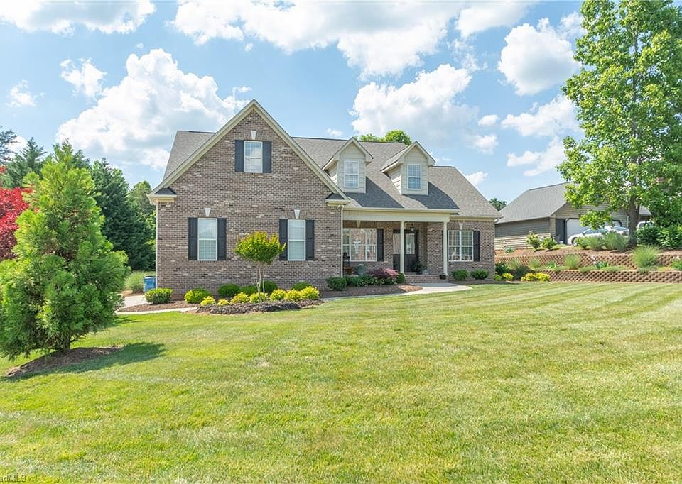 1st image of 2200 Cedar Waxwing Ct