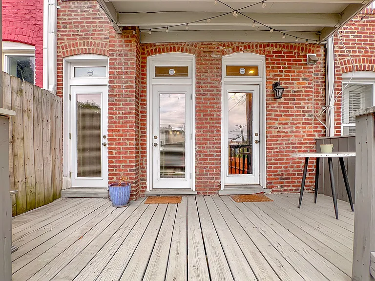 219 Rhode Island Ave NE — Photo 37