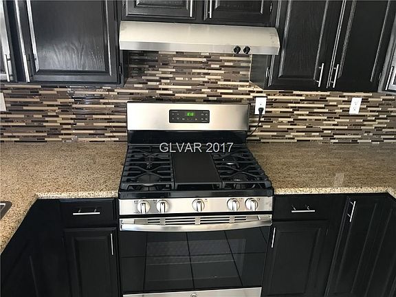 3rd image of 4513 Montebello Ave