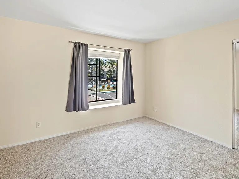 14996 Avenida Venusto #28 — Photo 19