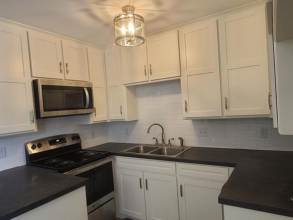 2nd image of 7505 Vicksburg Ave #B