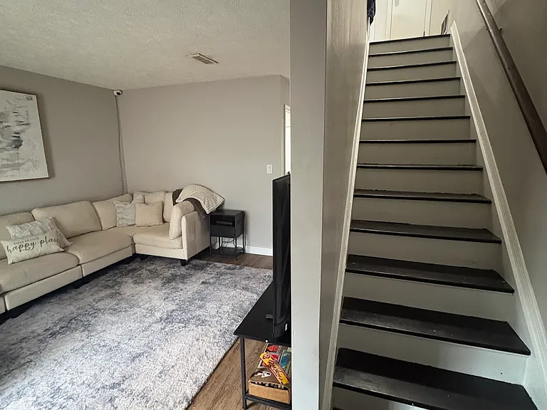 5846 Aftonshire Dr — Photo 4