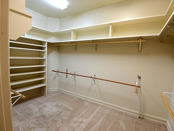 Lots of closet space