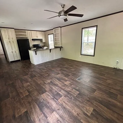 108 Andrew Ave — Photo 2
