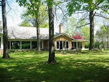 4th image of 31220 Shaker Blvd