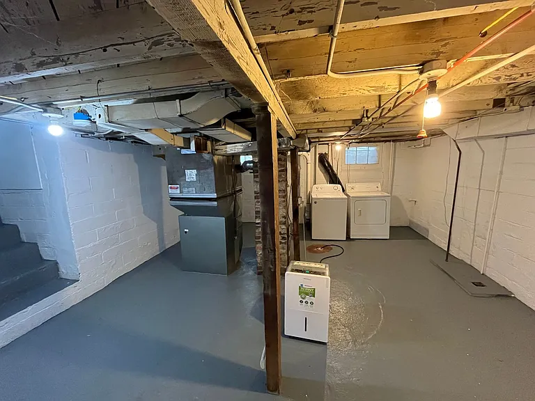1001 Hubbard Ave — Photo 14