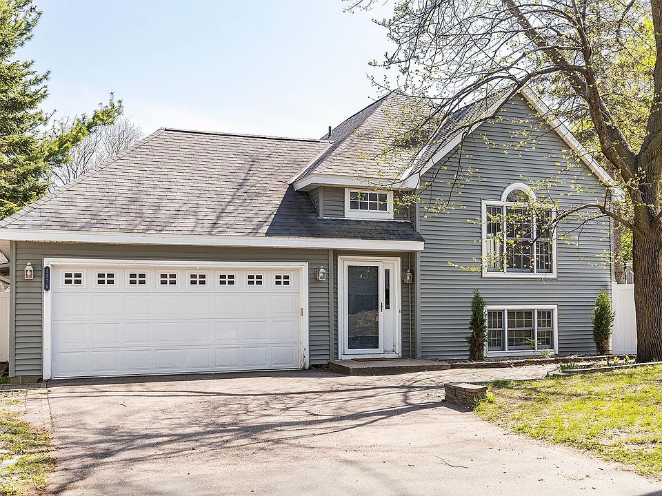 1st image of 8876 Knollwood Dr