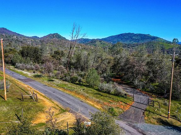 2nd image of 5809 Jaquima Dr