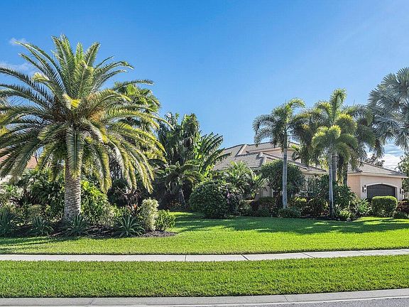 5th image of 10505 Whitewind Cir
