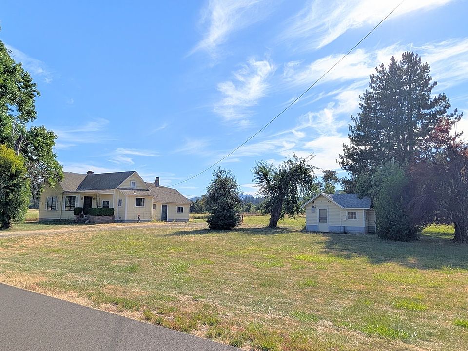 1st image of 32153 Goddard Ln