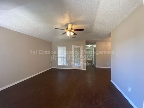 5th image of 1118 Landsdale Ln