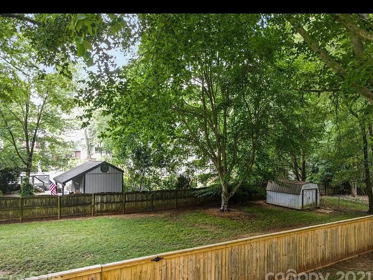 4326 Castleton Rd — Photo 7