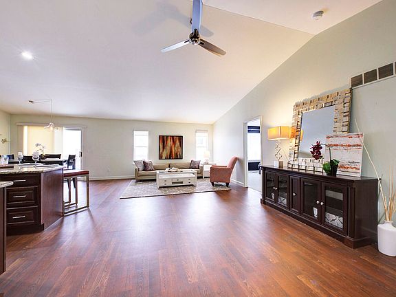 4th image of 7265 Royal Troon Dr