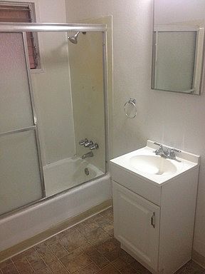 3rd image of 4470-72 Bannock Ave