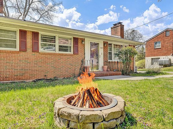 3rd image of 3321 Ledgewood Ave