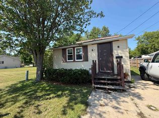 120 Call Ave, Oconto, WI 54153