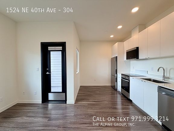 2nd image of 1524 NE 40th Ave Unit 304