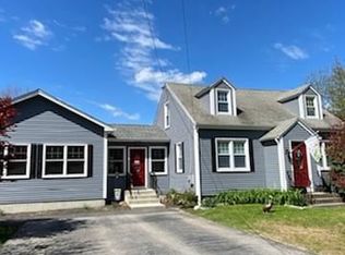 535 Trimtown Rd, Scituate, RI 02857