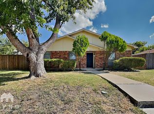 8814 Miami Dr, Rowlett, TX 75088