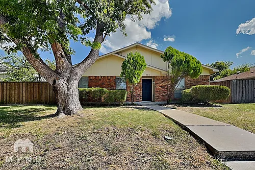 8814 Miami Dr Photo 1