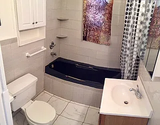 Rented by NYLA Realty