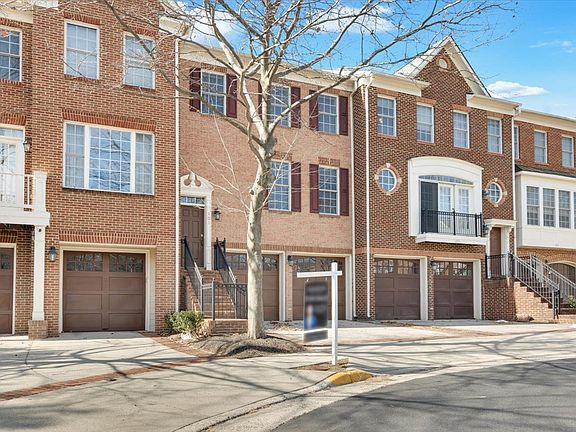 4th image of 103 Herndon Mill Cir