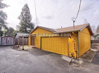 2441 SE 76th Ave, Portland, OR 97206
