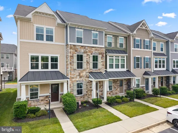 24857 Coats Sq, Aldie, VA 20105