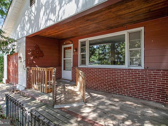 2nd image of 605 Melvin Ave