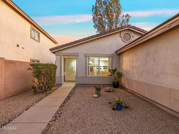 228 E Scarlet Maple St, Sahuarita, AZ 85629