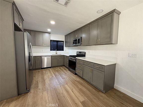 5th image of 11931 Molette St