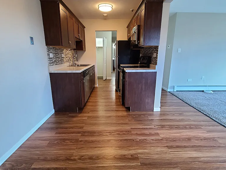 Willowbrook Apartment Homes — Photo 12
